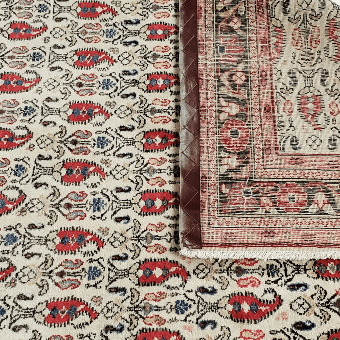 Sarouk Wool Persian Rug 4'5" x 7'1" ITEM# 465