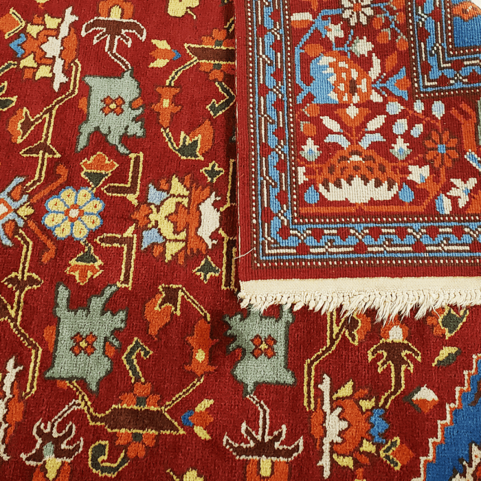 Sarouk Wool Persian Rug 4'3"x 4'11"  ITEM# 476